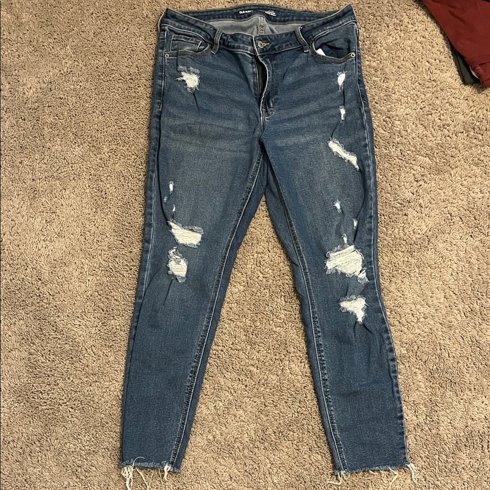 Old Navy Rockstar Distressed Blue Jeans